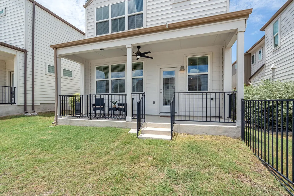 7407 Grand Linden Way Austin TX 78744
