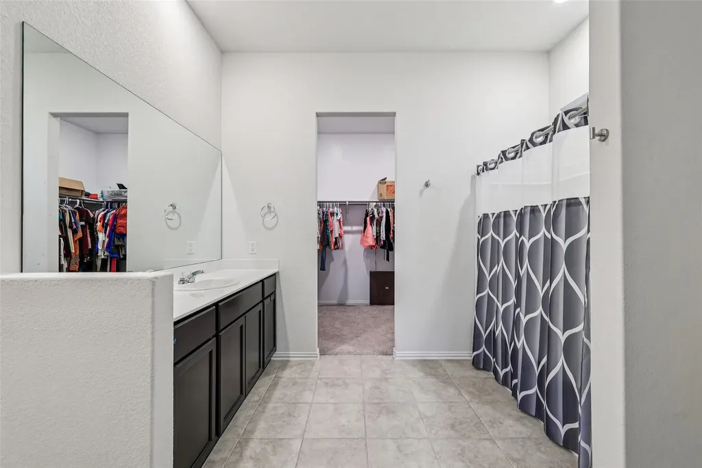 12704 Bloomington Drive Austin TX 78748