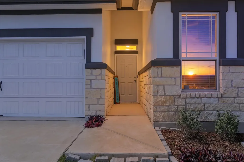 12704 Bloomington Drive Austin TX 78748