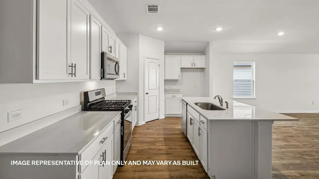 131 Mustang Lake Circle Buda TX 78610