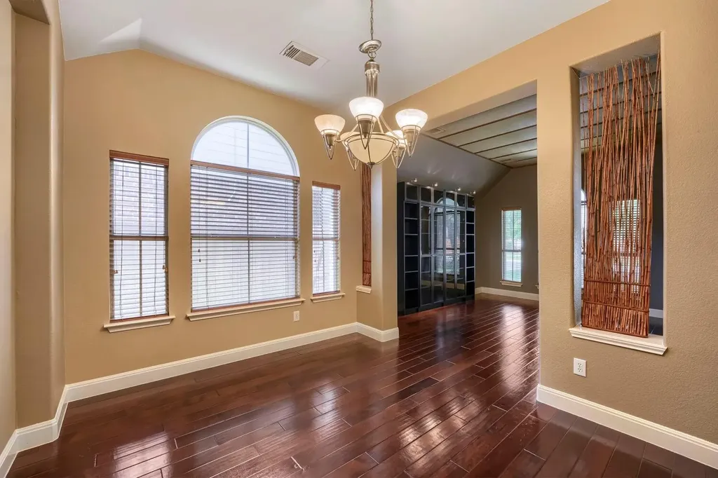 3102 Ash Glen Lane Round Rock TX 78681