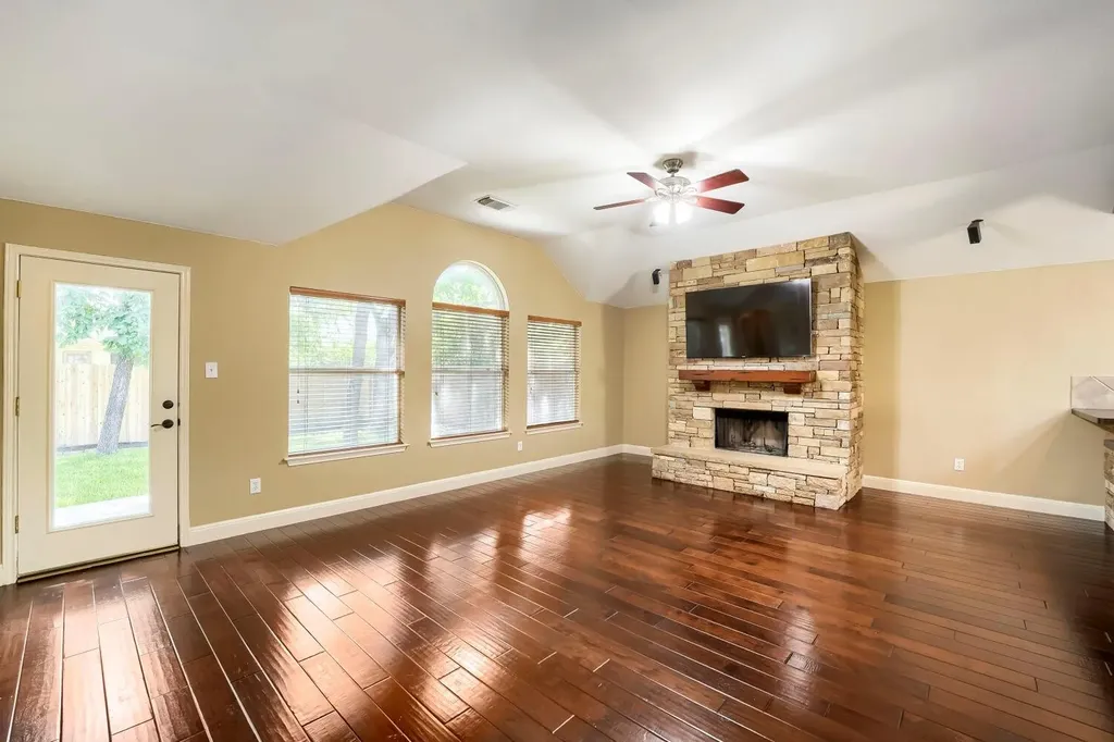 3102 Ash Glen Lane Round Rock TX 78681