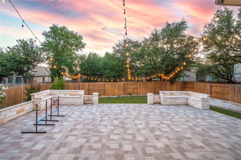 228 Lockhart Loop Georgetown TX 78628