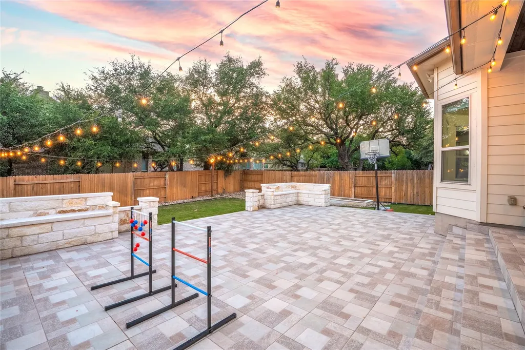 228 Lockhart Loop Georgetown TX 78628