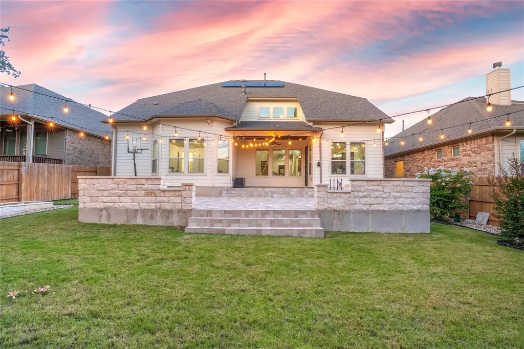 228 Lockhart Loop Georgetown TX 78628