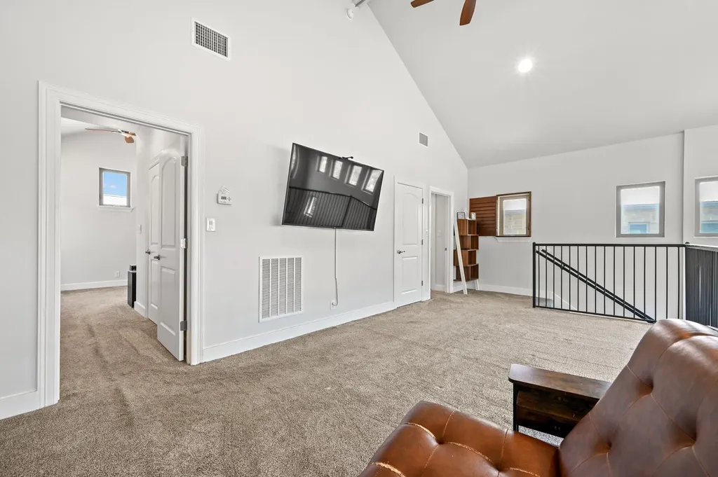 592 Fm 967 Buda TX 78610