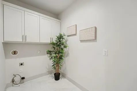 3711 Cedar Street Austin TX 78705