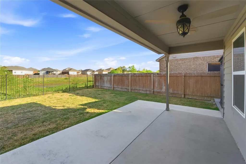 9216 Daisy Cutter Crossing Georgetown TX 78626