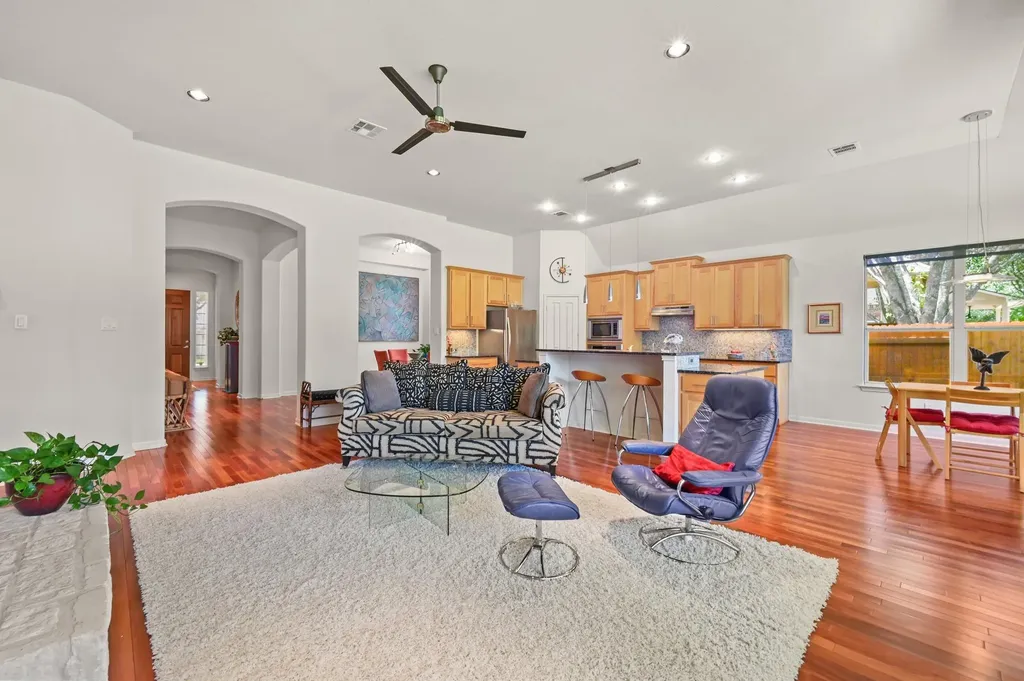 7301 Seneca Falls Loop Austin TX 78739