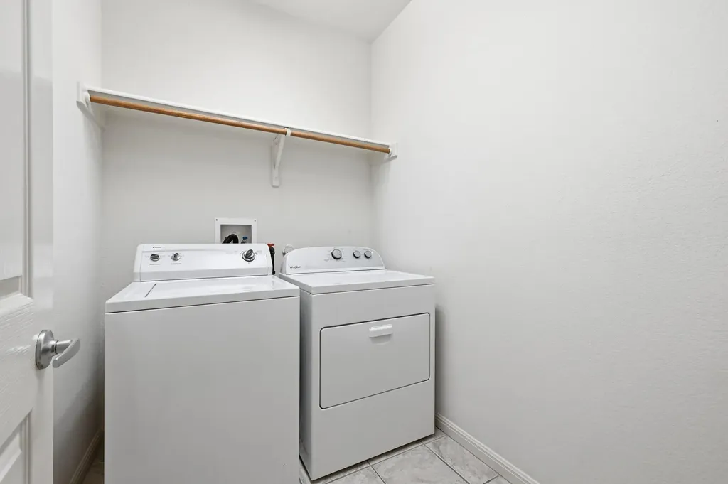 7301 Seneca Falls Loop Austin TX 78739