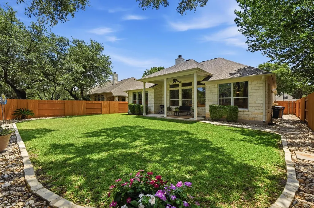 7301 Seneca Falls Loop Austin TX 78739
