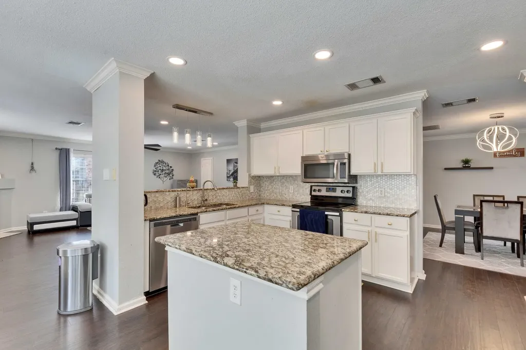 15400 Montoya Cove Austin TX 78717