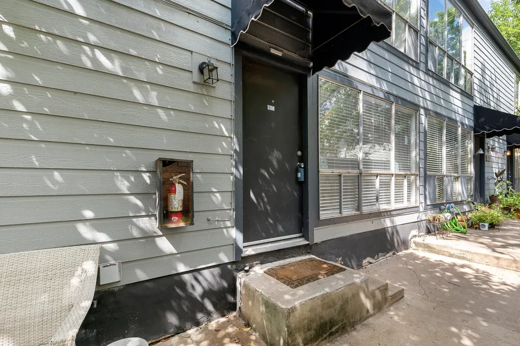 1405 Hartford Road Austin TX 78703
