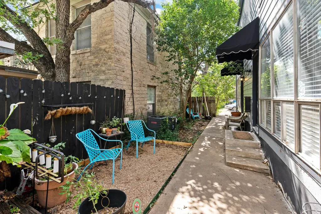 1405 Hartford Road Austin TX 78703