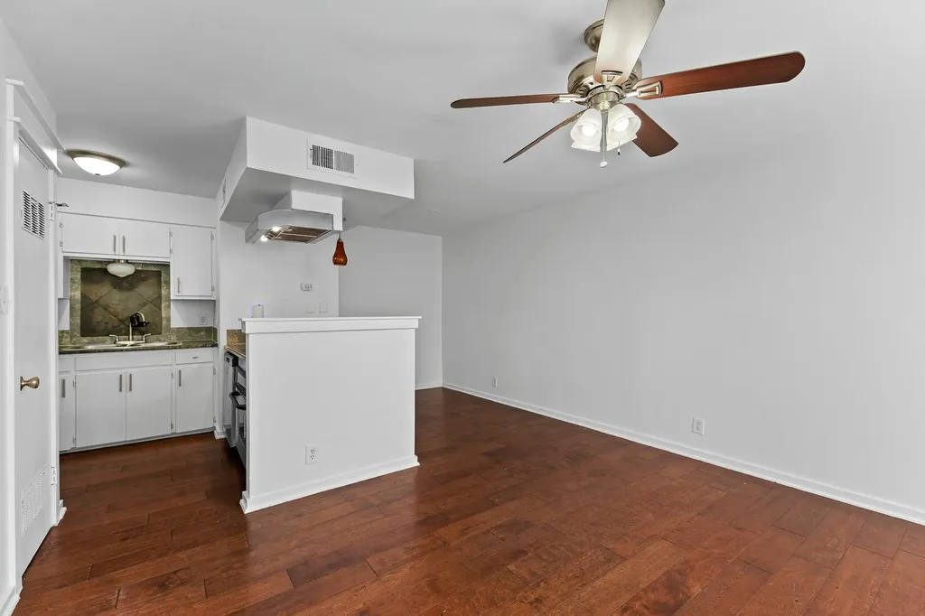 1405 Hartford Road Austin TX 78703