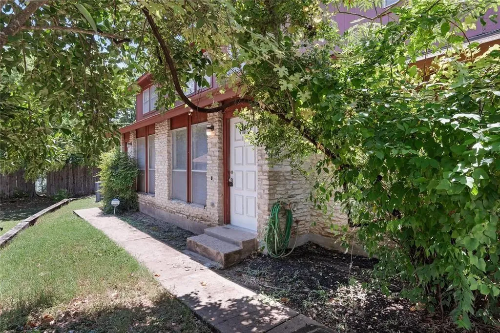 1407 Camp Craft Road Austin TX 78746