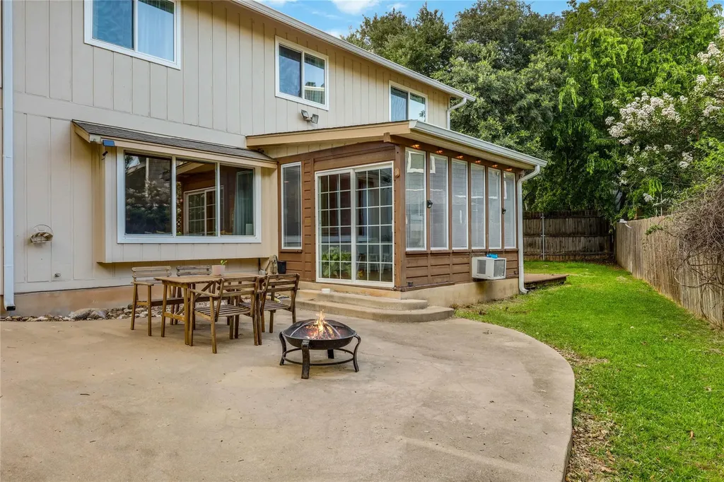 8012 Petaca Cove Austin TX 78729