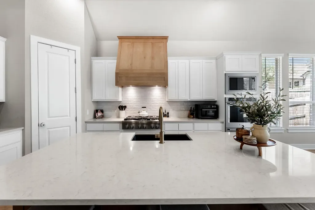 416 Crescent Heights Drive Georgetown TX 78628