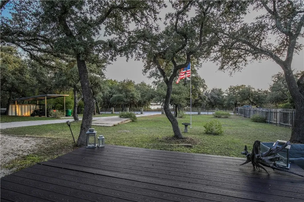 3358 Drapers Cove Lago Vista TX 78645