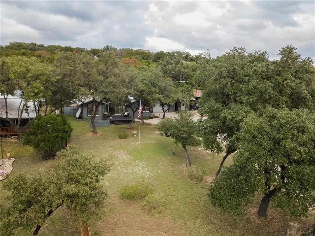 3358 Drapers Cove Lago Vista TX 78645