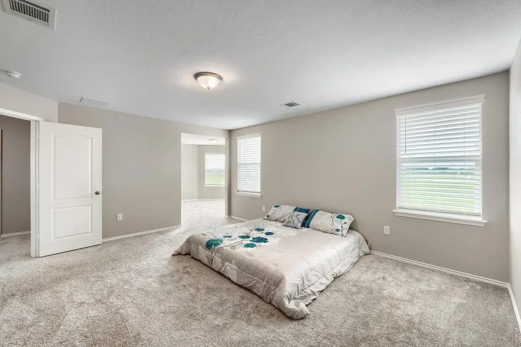 1513 Foxglove Drive Lockhart TX 78644