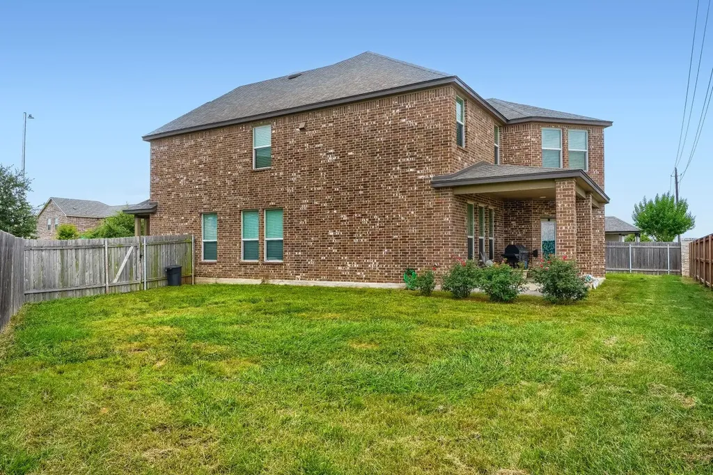 1513 Foxglove Drive Lockhart TX 78644