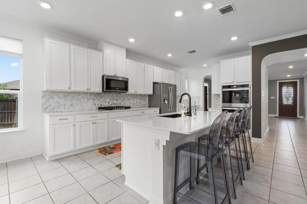1201 Euless Lane Leander TX 78641