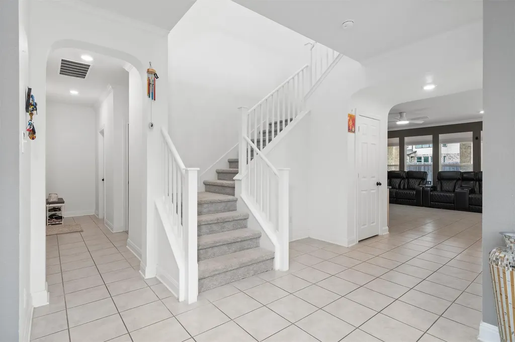 1201 Euless Lane Leander TX 78641