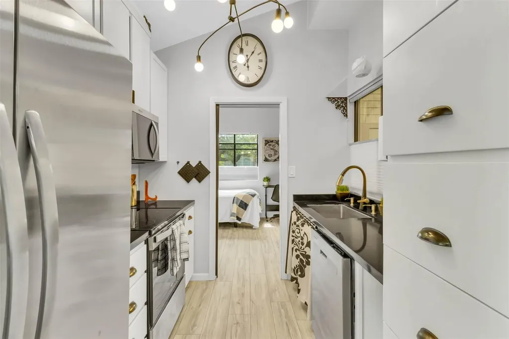 7122 Wood Hollow Drive Austin TX 78731