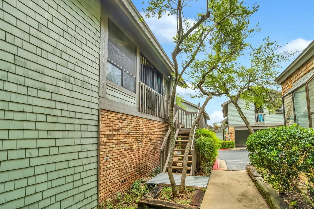 7122 Wood Hollow Drive Austin TX 78731