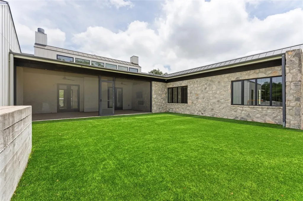 103 Victorian Oaks Lane Dripping Springs TX 78620
