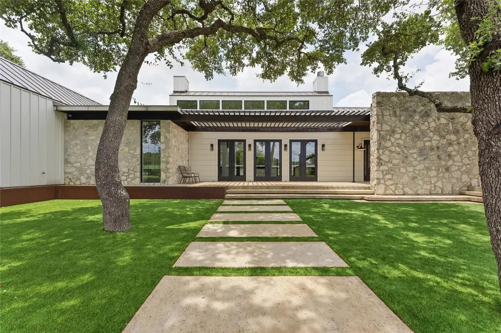 103 Victorian Oaks Lane Dripping Springs TX 78620