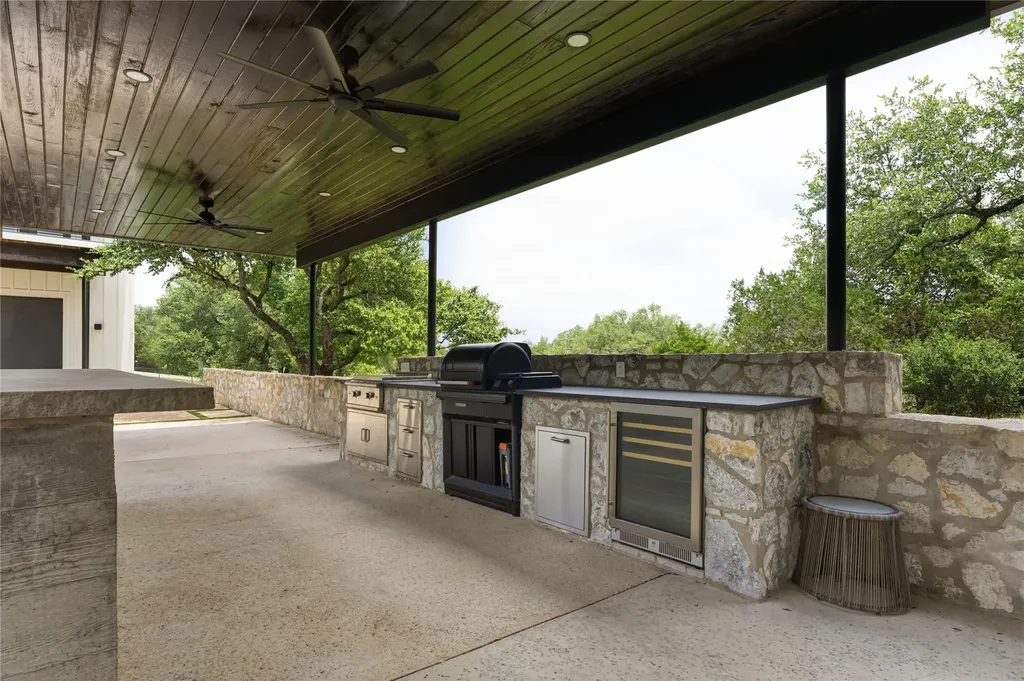 103 Victorian Oaks Lane Dripping Springs TX 78620