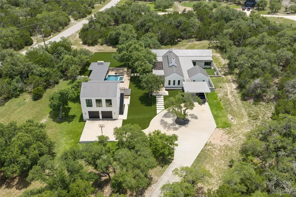 103 Victorian Oaks Lane Dripping Springs TX 78620