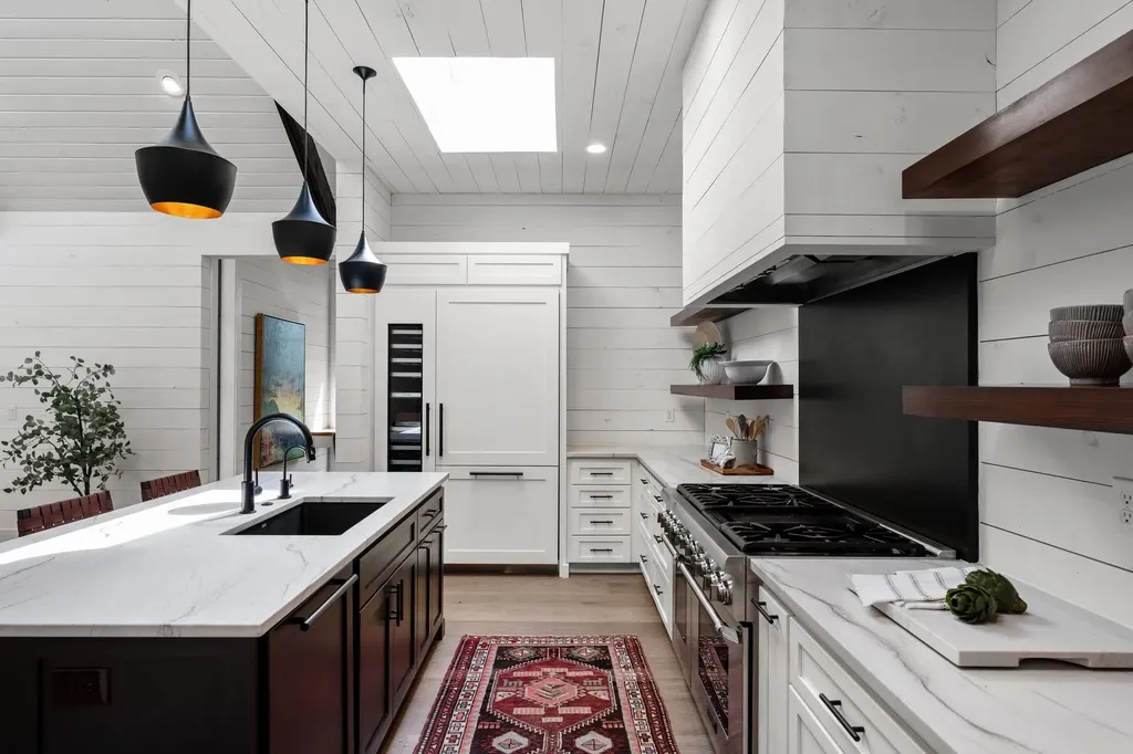 103 Victorian Oaks Lane Dripping Springs TX 78620