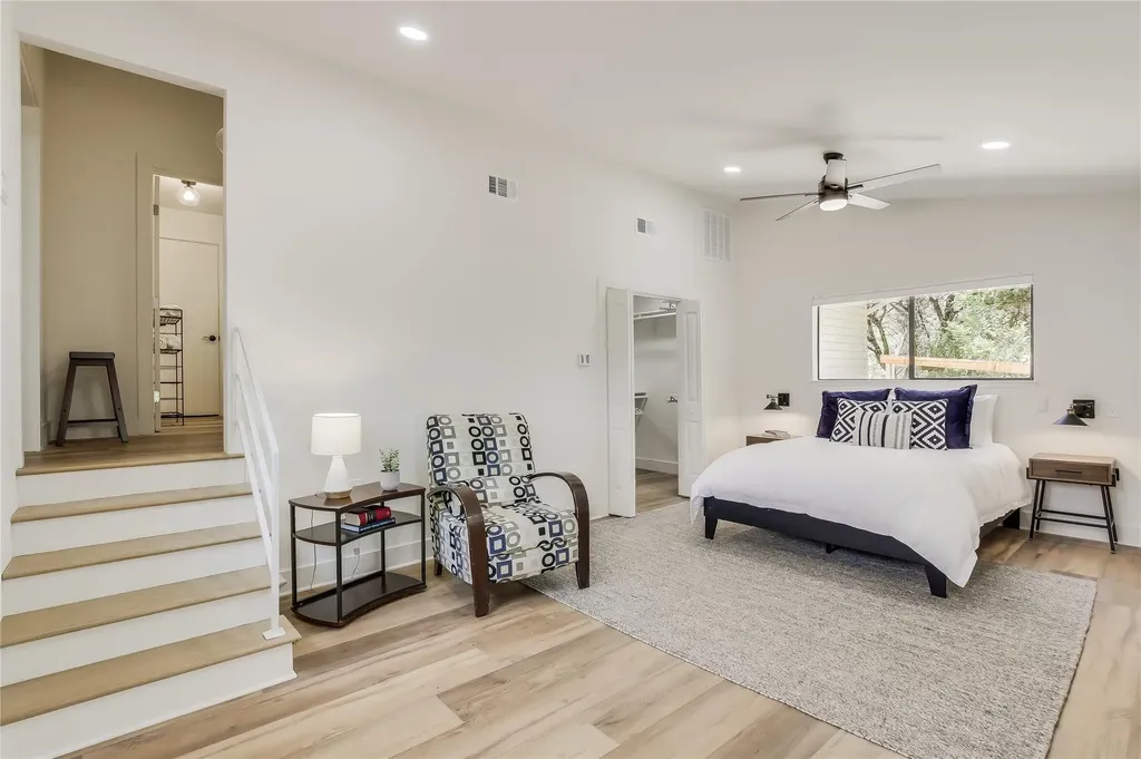6201 Valleyview Street Lago Vista TX 78645