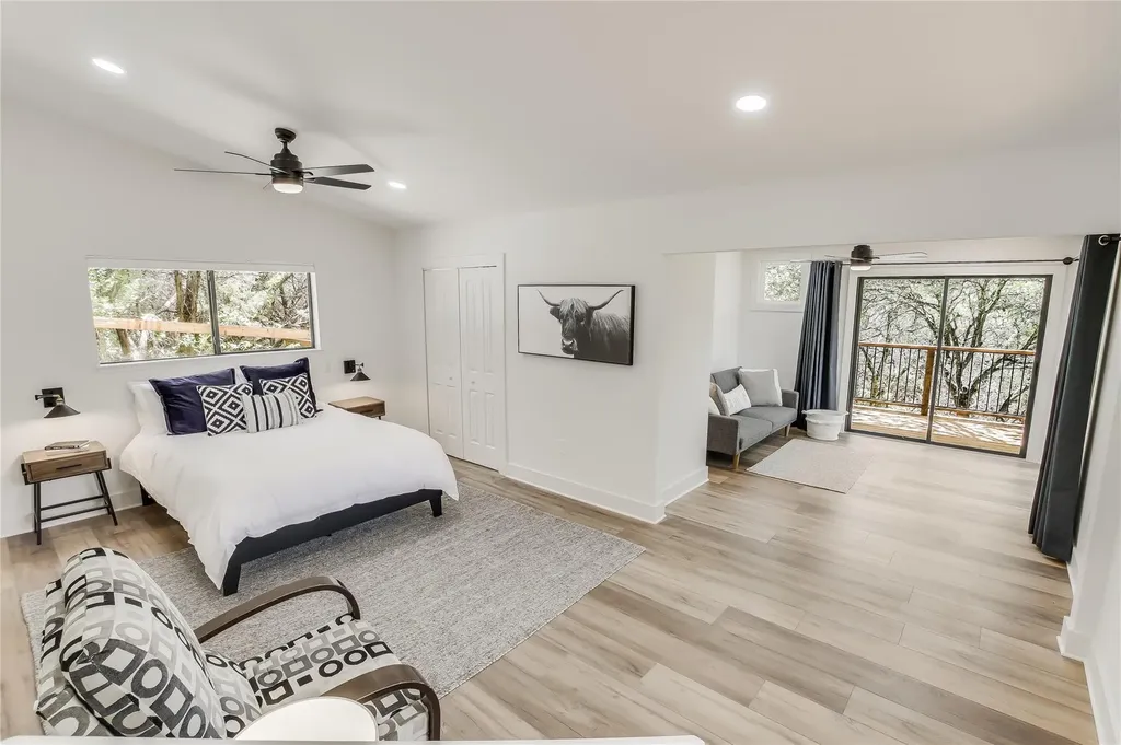6201 Valleyview Street Lago Vista TX 78645