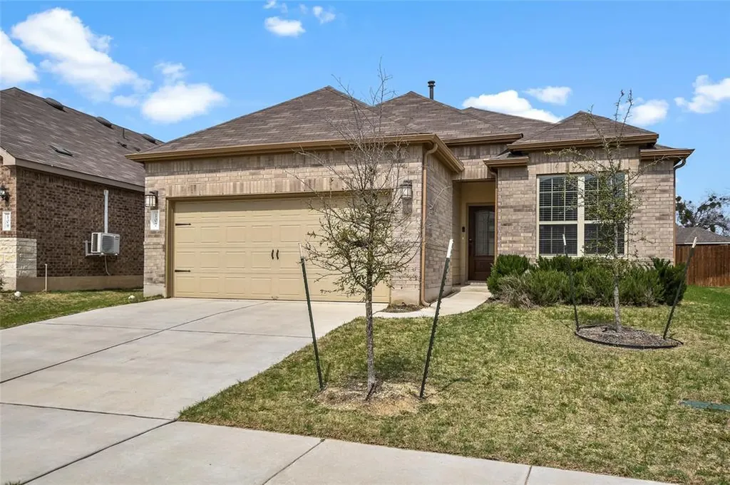 107 Barley Fork Lane Hutto TX 78634