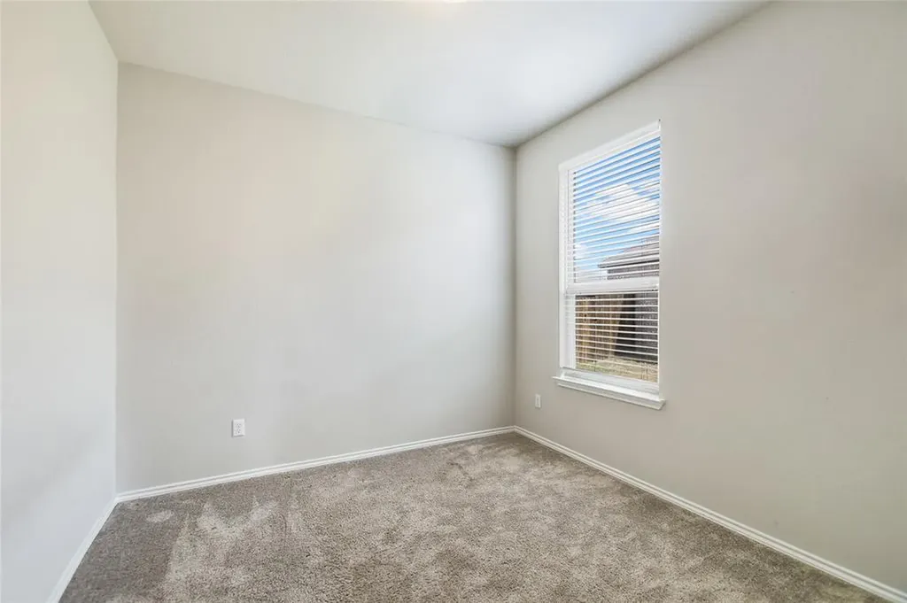 107 Barley Fork Lane Hutto TX 78634