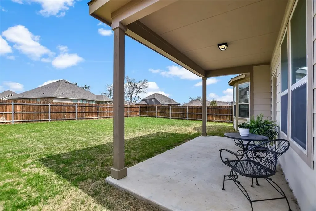 107 Barley Fork Lane Hutto TX 78634