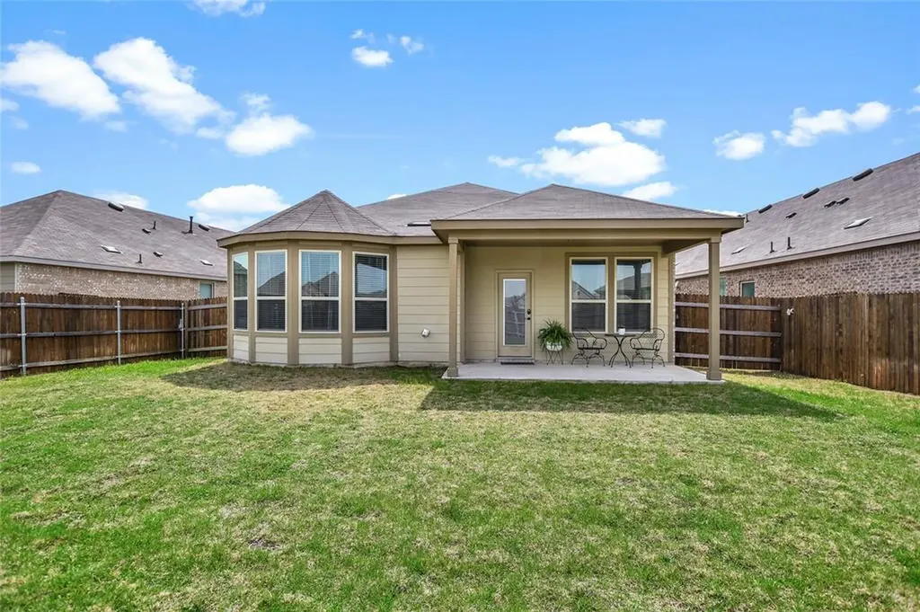 107 Barley Fork Lane Hutto TX 78634
