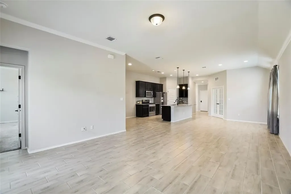 107 Barley Fork Lane Hutto TX 78634