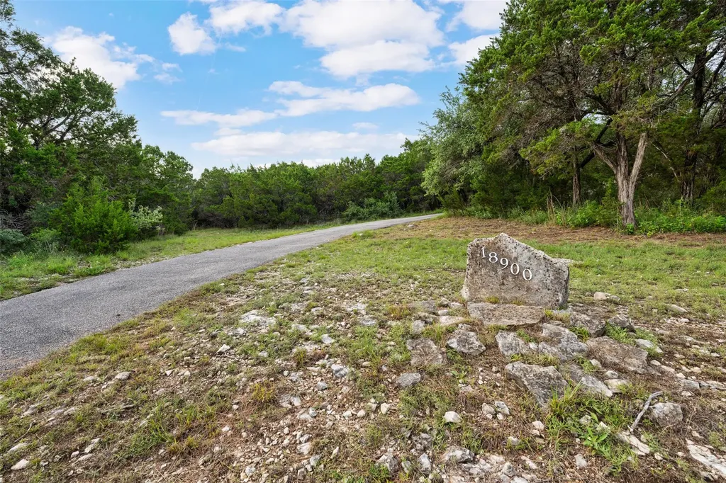 18900 Angel Mountain Drive Leander TX 78641
