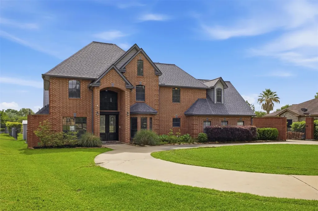 12710 Aries Loop Willis TX 77318