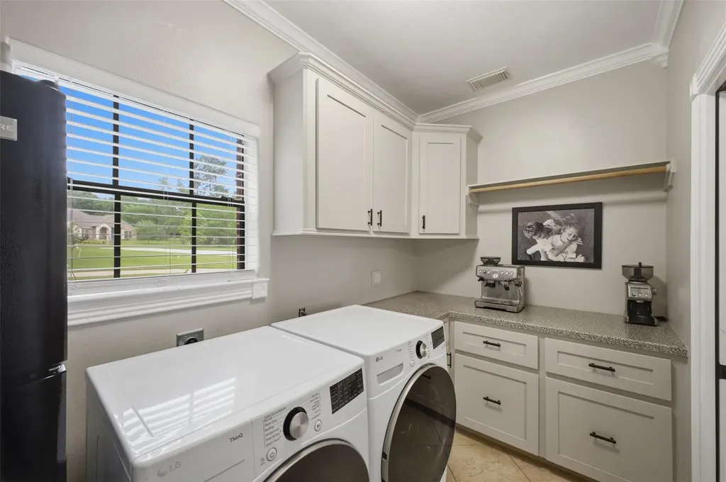 12710 Aries Loop Willis TX 77318