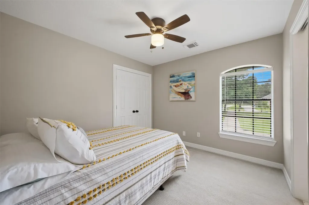 12710 Aries Loop Willis TX 77318