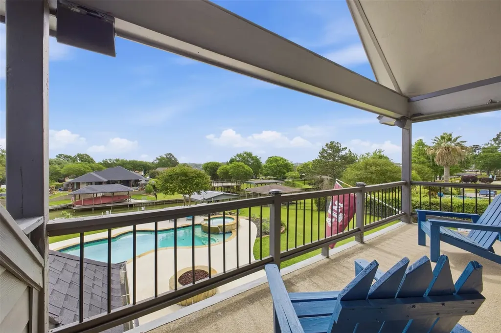 12710 Aries Loop Willis TX 77318
