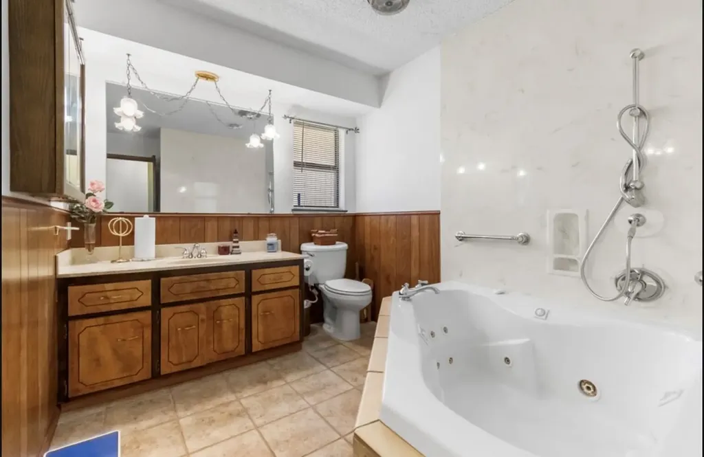 301 Reven Acres Drive Kingsland TX 78639