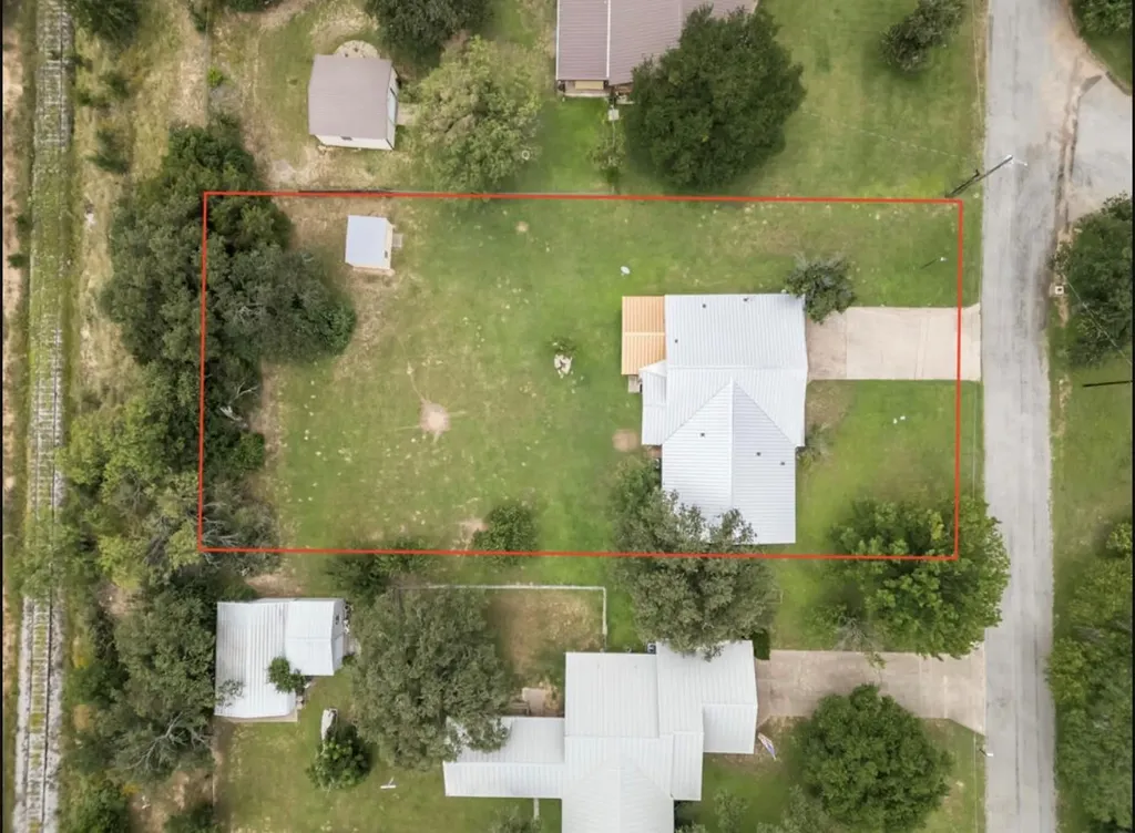 301 Reven Acres Drive Kingsland TX 78639