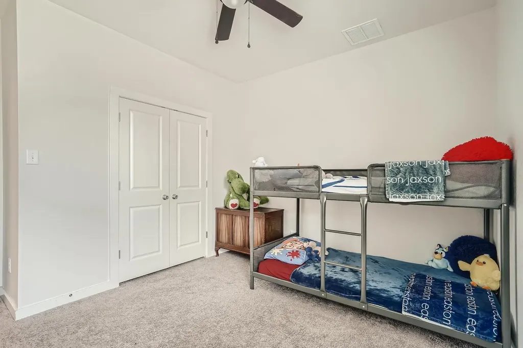 231 Spinnaker Loop Kyle TX 78640